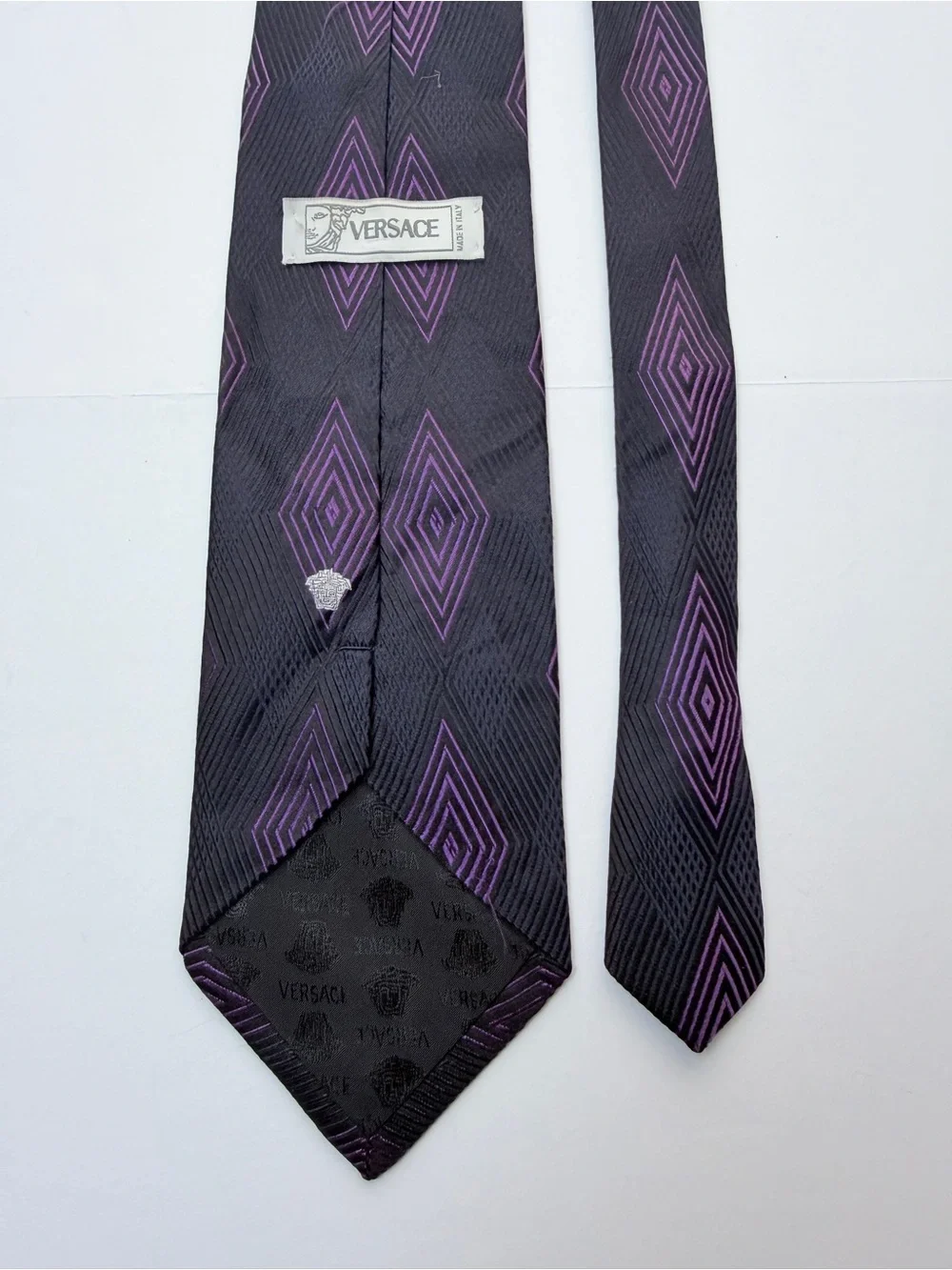 Vintage Versace Men’s 100% Silk Tie Black Purple Geometric Medusa Made Italy